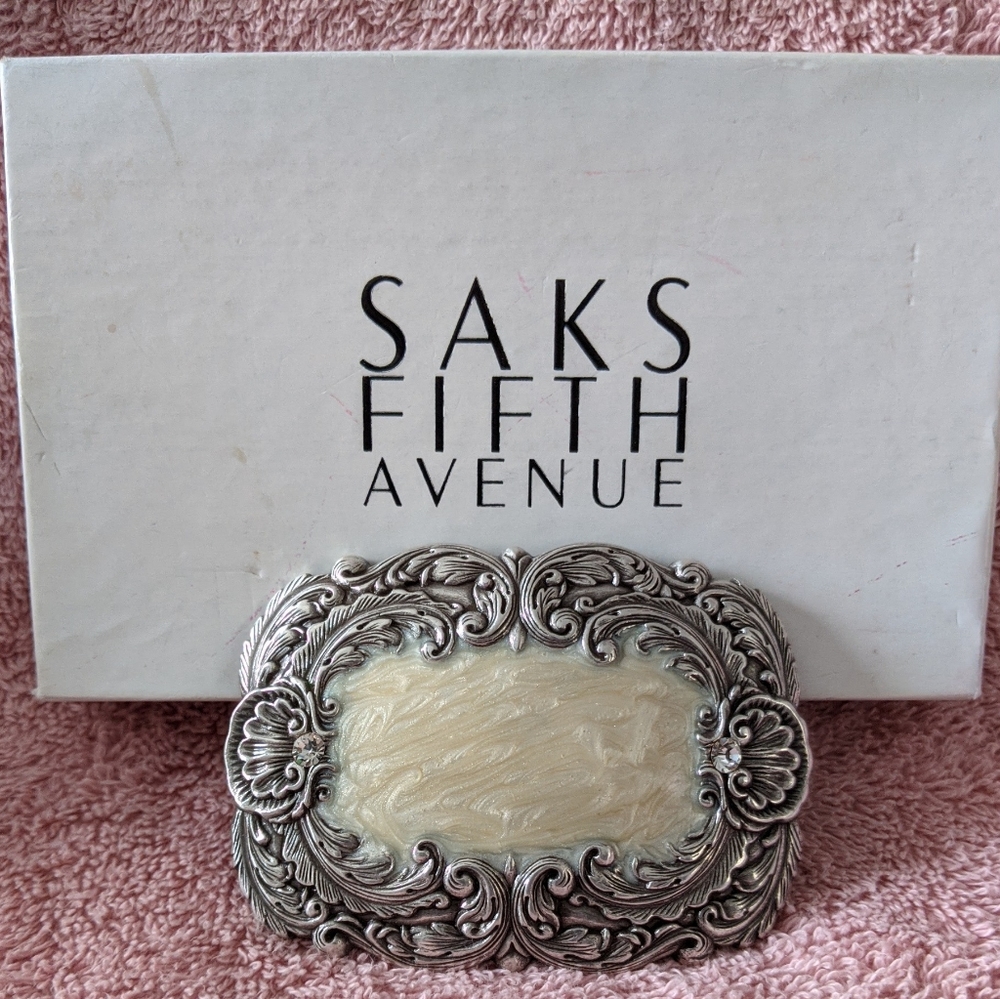 SAKS FIFTH AVENUE belt Buckle be pearly NEW